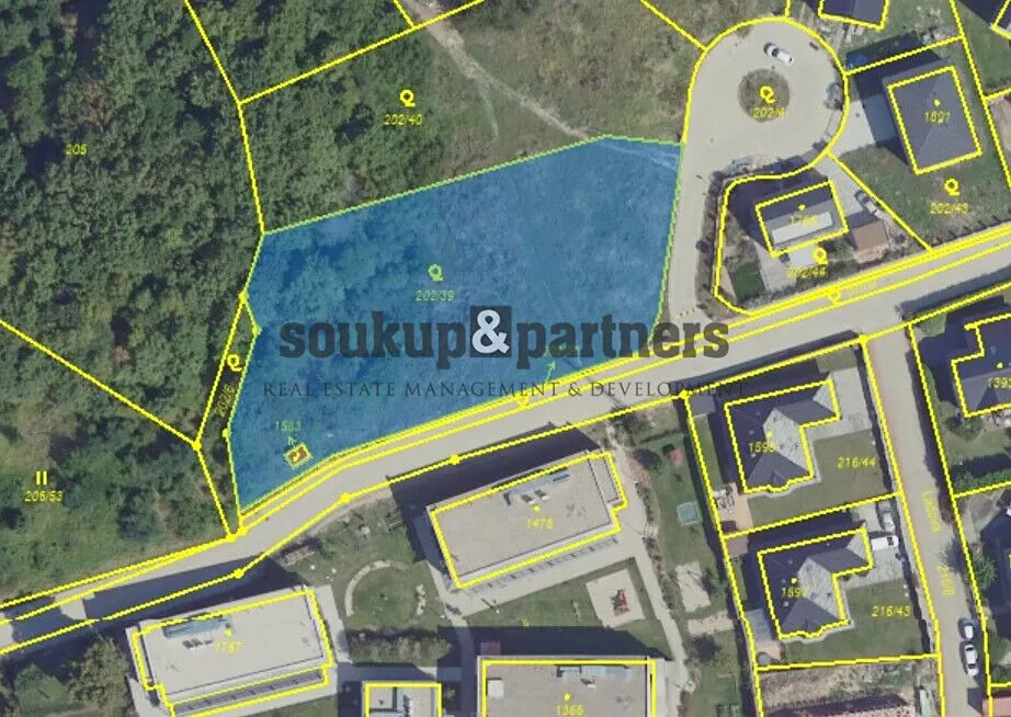 Prodej stavebního pozemku 2306 m²